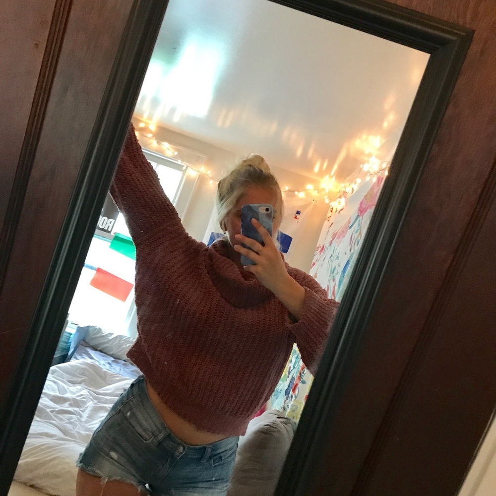 Express Sweater - Picture 4 of 5